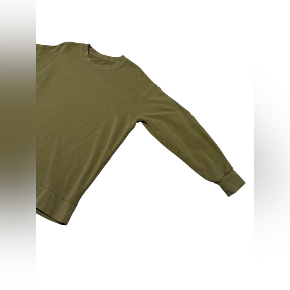 LuluLemon Perfectly Oversized Crew In Green Size Medium/ Large - Picture 6 of 9